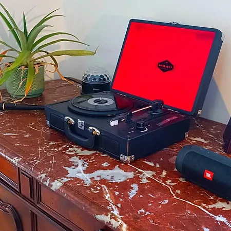 Jolie Maison A 800m De La