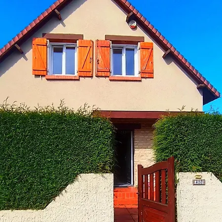 Jolie Maison A 800m De La Holiday home Hermanville-sur-Mer