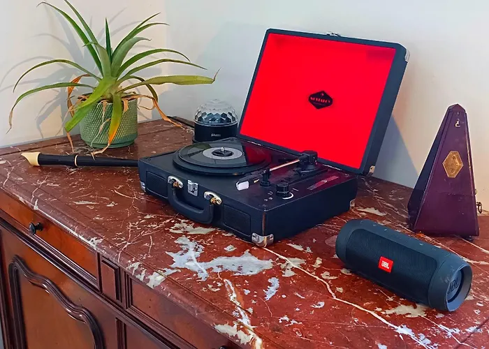 Jolie Maison A 800m De La